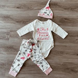 The princess has arrived 3 piece set ♡